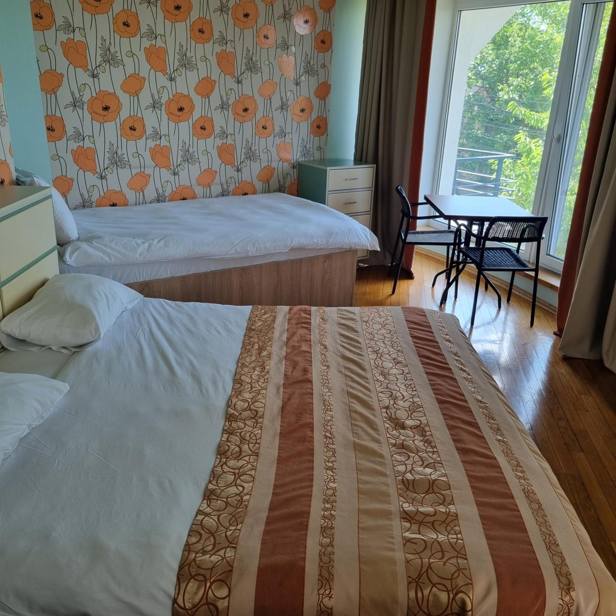 Hotel Home Sweet Home Kisinyov Kültér fotó